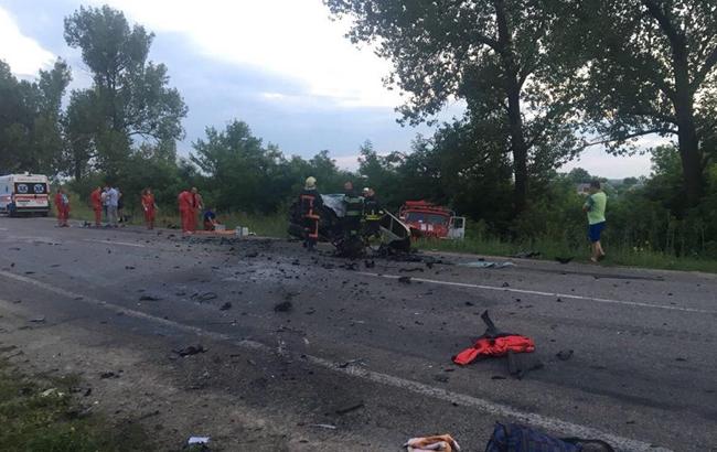 Внаслідок ДТП у Київській області одна людина загинула, ще 5 травмовані