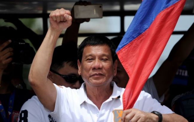 Трамп запросив президента Філіппін в Білий дім