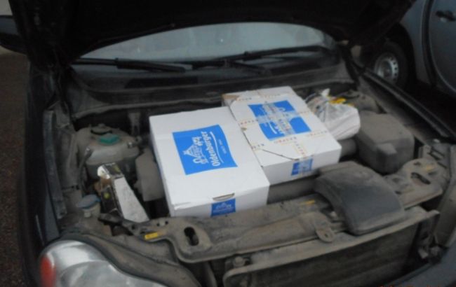 Россиянин пытался ввезти запрещенную санкциями еду в запасном колесе