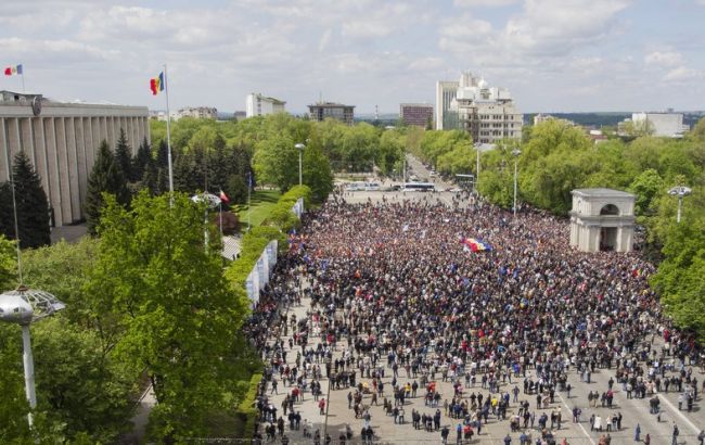 В центре Кишинева проходит масштабный антиправительственный митинг