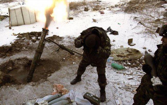 Боевики за время перемирия на Донбассе совершили почти 900 обстрелов позиций сил АТО, - Генштаб