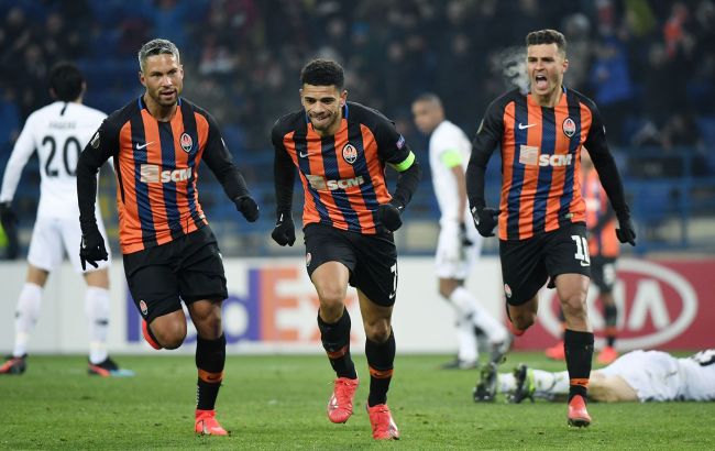 Айнтрахт - Шахтер: прогноз букмекеров