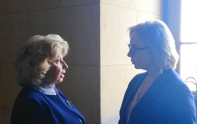 Денисова провела встречу с Москальковой в парламенте Греции
