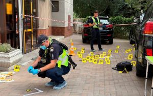 Вистрілив у директора клініки 20 разів: поліція розкрила деталі стрілянини у Києві