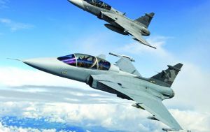 Винищувач Gripen F здійснив перший політ: до чого його готують