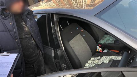 В Ірпіні ДБР затримало на хабарі слідчого