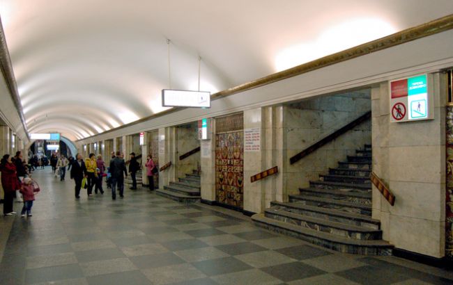 В Киеве закрыта станция метро "Крещатик" и переход на "Майдан Независимости"