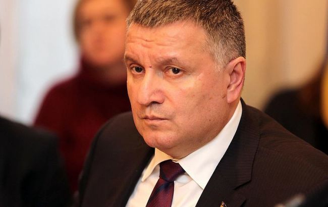 Аваков отреагировал на обвинения полицейских в незаконном задержании в Сумах