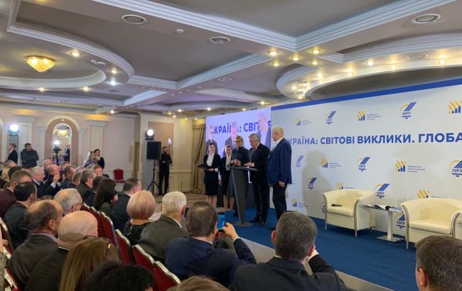 Тимошенко підписала меморандум з роботодавцями України