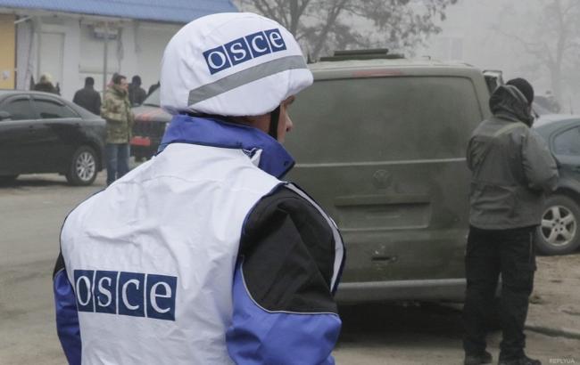 ОБСЄ заявляє про погрози бойовиків відкрити вогонь по спостерігачам
