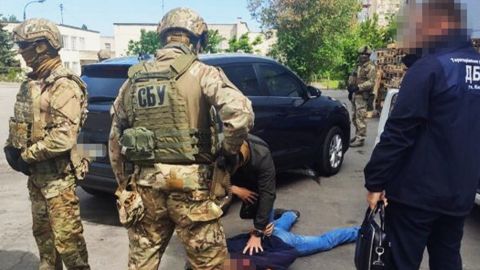СБУ задержала офицера Нацгвардии за торговлю оружием