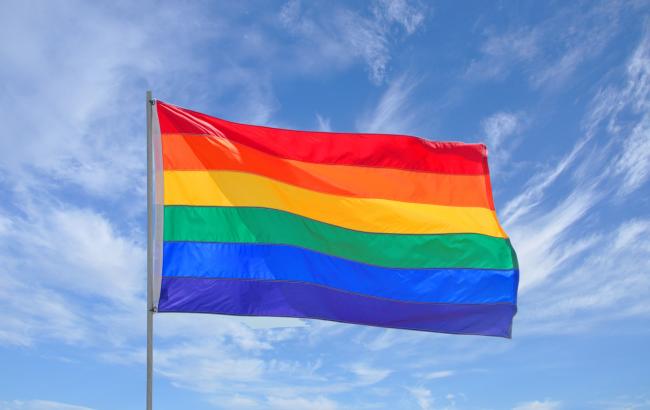 Умер создатель "радужного" флага ЛГБТ