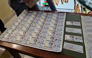 Банкнота "тревоги"? Что означает появление купюры 2000 гривен и стоит ли бояться за деньги
