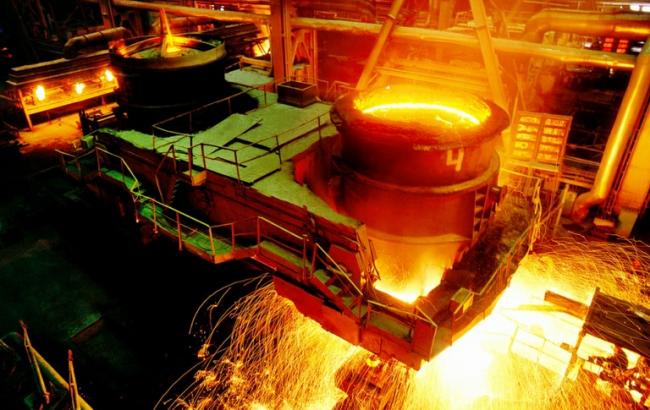 Криворізький "Арселорміттал" в липні знизив виробництво сталі на 32,3%