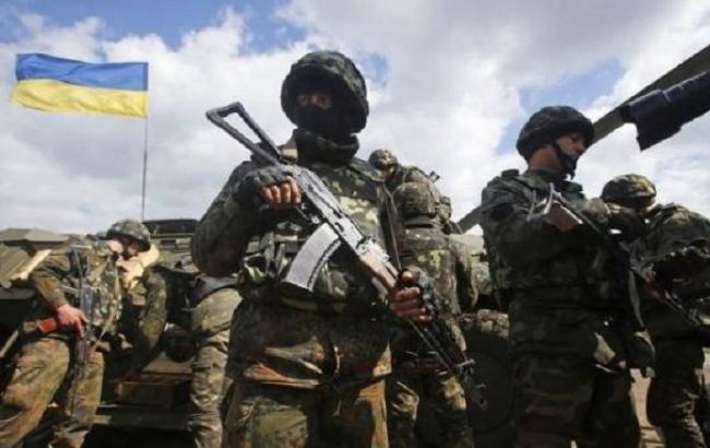 В боях под Марьинкой погибли 2 украинских военных, - штаб АТО