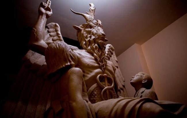У Детройті відбулася презентація пам'ятника Люциферу