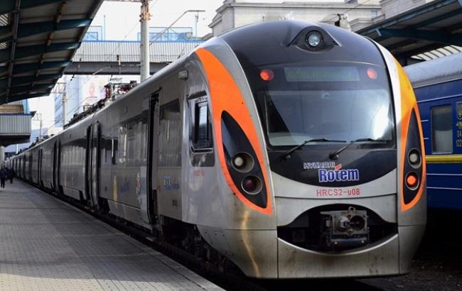 На поезд Интерсити+ из Киева до Перемышля за две недели продано 5 тыс. билетов
