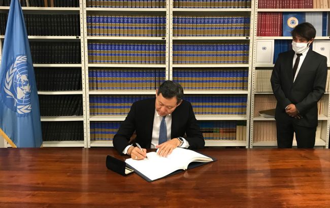 Казахстан окончательно отказался от смертной казни