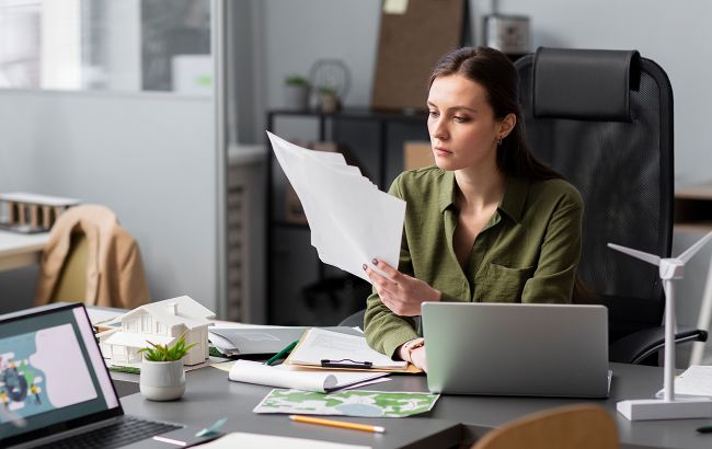Увольнение и новые условия найма. Что изменилось в трудовых отношениях во время войны