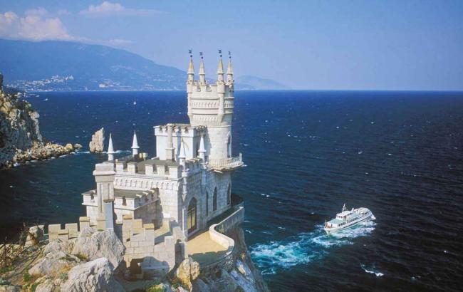 В Крыму уничтожают книги на крымскотатарском и украинском языках, - филолог