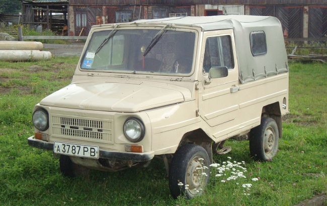 Украинец решил переделать "волынский джип" в "Гелик", но что-то пошло не так