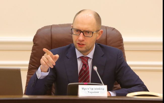 После завершения децентрализации нужно провести новые местные выборы, - Яценюк