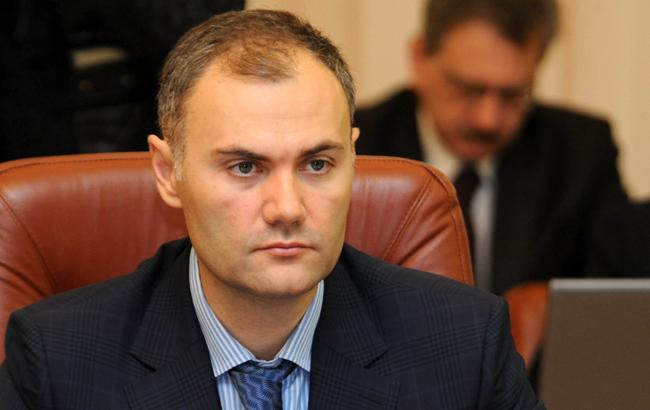 Суд разрешил ГПУ начать заочное расследование в отношении экс-министра финансов Колобова