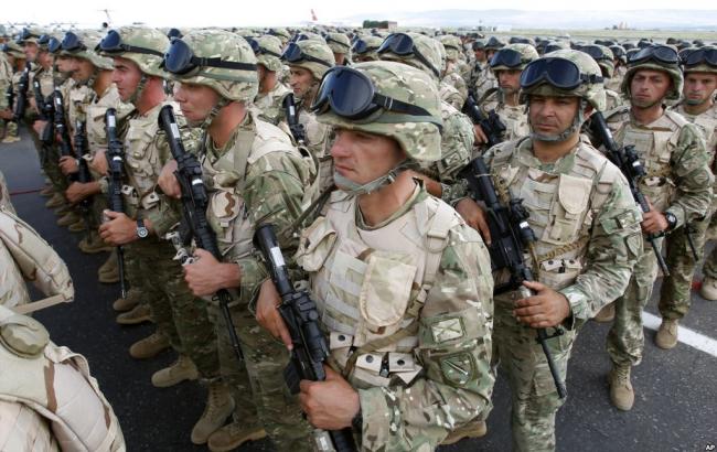Польша намерена упростить процедуру размещения войск НАТО в экстренных ситуациях