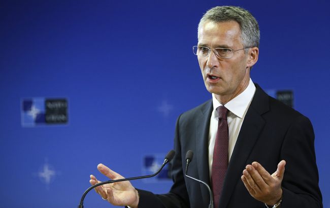 Генсек НАТО обговорив з Трампом збільшення витрат на оборону