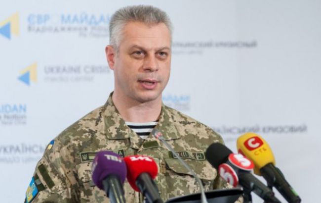В зоні АТО за добу поранені троє українських військових, загиблих немає