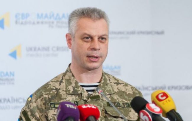 Бойовики на Донбасі у жовтні вдвічі збільшили кількість обстрілів, - Лисенко