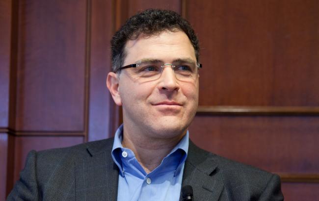 Віце-президент Facebook йде з посади після скандалу з Cambridge Analytica