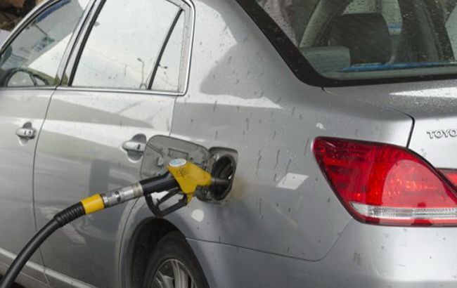 На АЗС Києва знизилися ціни на автомобільний газ