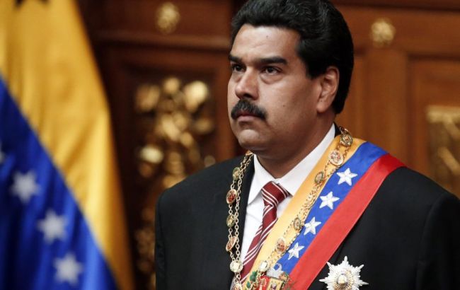 Влада Венесуели зробила п'ятницю третім вихідним днем