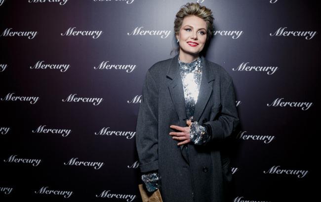 На "Золотом орле 2016" Рената Литвинова появилась в сногсшибательном наряде