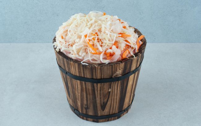 Не кожен день підходить: коли квасити капусту у лютому, щоб вона вийшла ідеально хрусткою