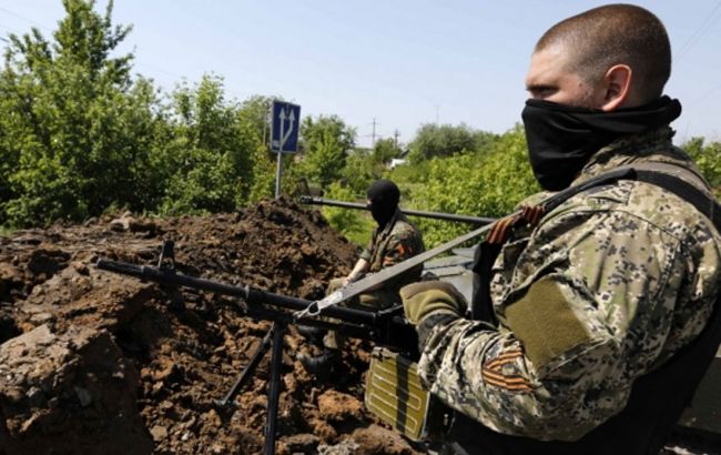 Боевики с вечера 22 раза обстреляли позиции сил АТО, - штаб