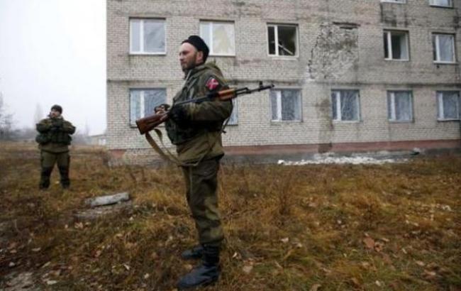 Бойовики "ДНР" обстрілюють один одного з артилерії