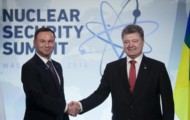 Порошенко и Дуда согласовали ход дальнейших украинско-польских контактов на высшем уровне