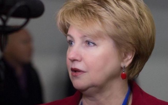 Бывшие члены НАПК перед увольнением выплатили себе по 100-180 тысяч гривен