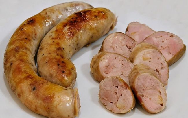 Домашня ковбаса зі свинини: простий рецепт без "хімії", який смакує краще магазинної