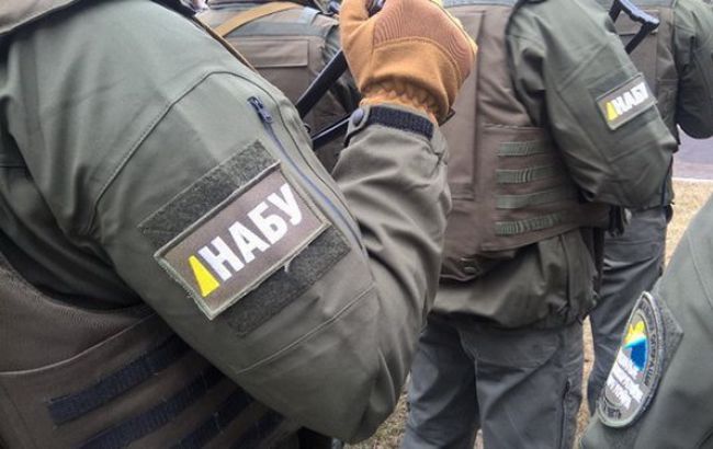 СБУ викрила в корупції заступницю голови одного з відділів НАБУ