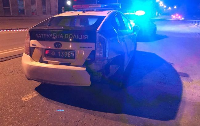 Полиция сообщила подробности нападения на патрульную в центре Киева