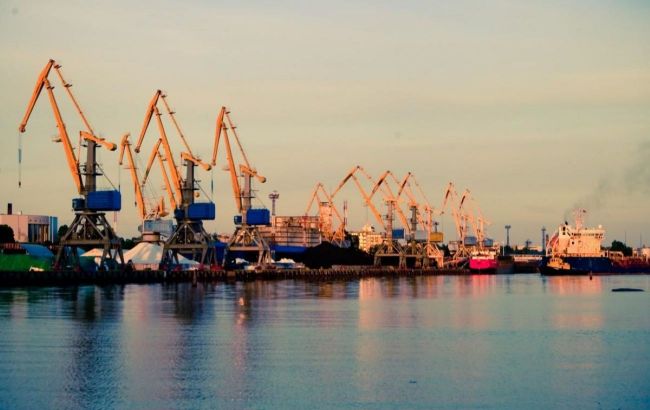Україна має домагатися розблокування портів для експорту металопродукції, - економіст