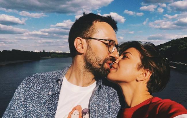 "Я стежила за ним близько двох років": дівчина Лещенко розповіла, чим він підкорив її
