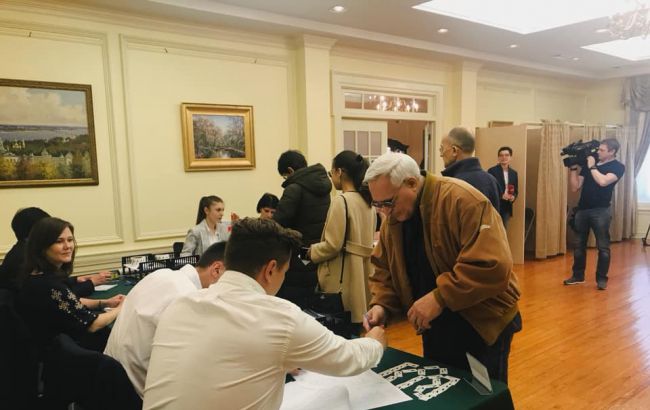 У США почалося голосування на виборах президента України