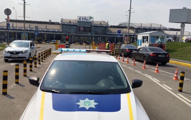 В аеропортах в Києві та Одесі вибухівку не знайшли