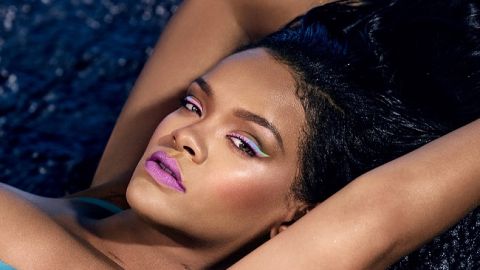 Королева стиля и эпатажа: Рианна засыпала сеть чувственными образами