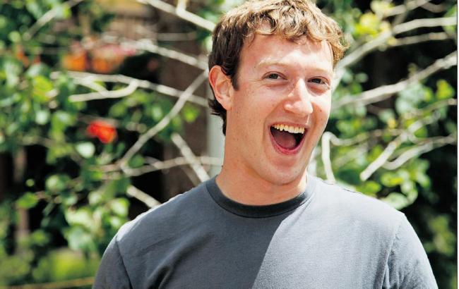Это безумие: Цукерберг ответил на претензии к Facebook по поводу победы Трампа