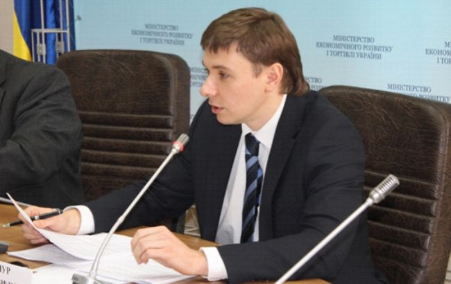 Переселенці зможуть отримати соціальну допомогу в "Ощадбанку", - Мінфін